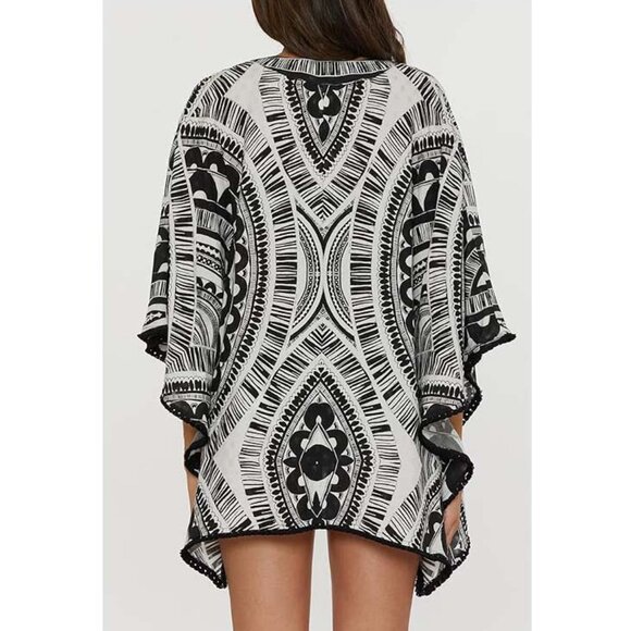 NWT Trina Turk Hula Fringe Kimono Cover Up Tunic One Size - Picture 3 of 3